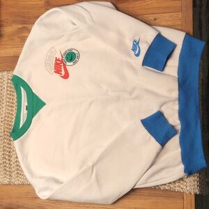 Nike White Crew Neck Sweatshirt with Red and Blue Details Boys Size 6/7